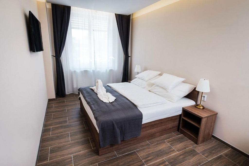 Mp Hotel Znojmo Exterior photo